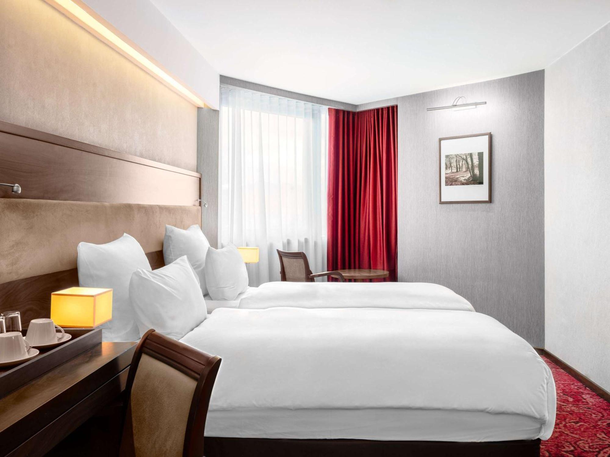 โนโวเทล ซาราเจโว บริสตอล Hotel ซาราเยโว ภายนอก รูปภาพ